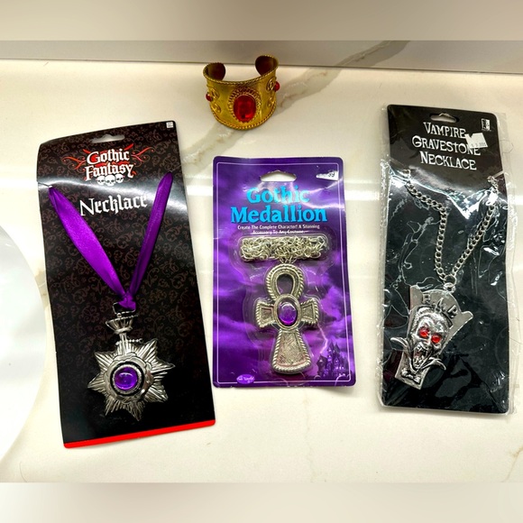 Gothic Fantasy Jewelry Set with Purple and Red Accents - Picture 9 of 9